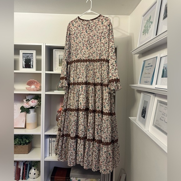 Dainty Jewells dress - Picture 4 of 7